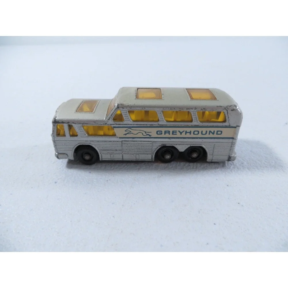 Vintage Matchbox‎ Series No. 66 Greyhound Coach Silver Lesney England